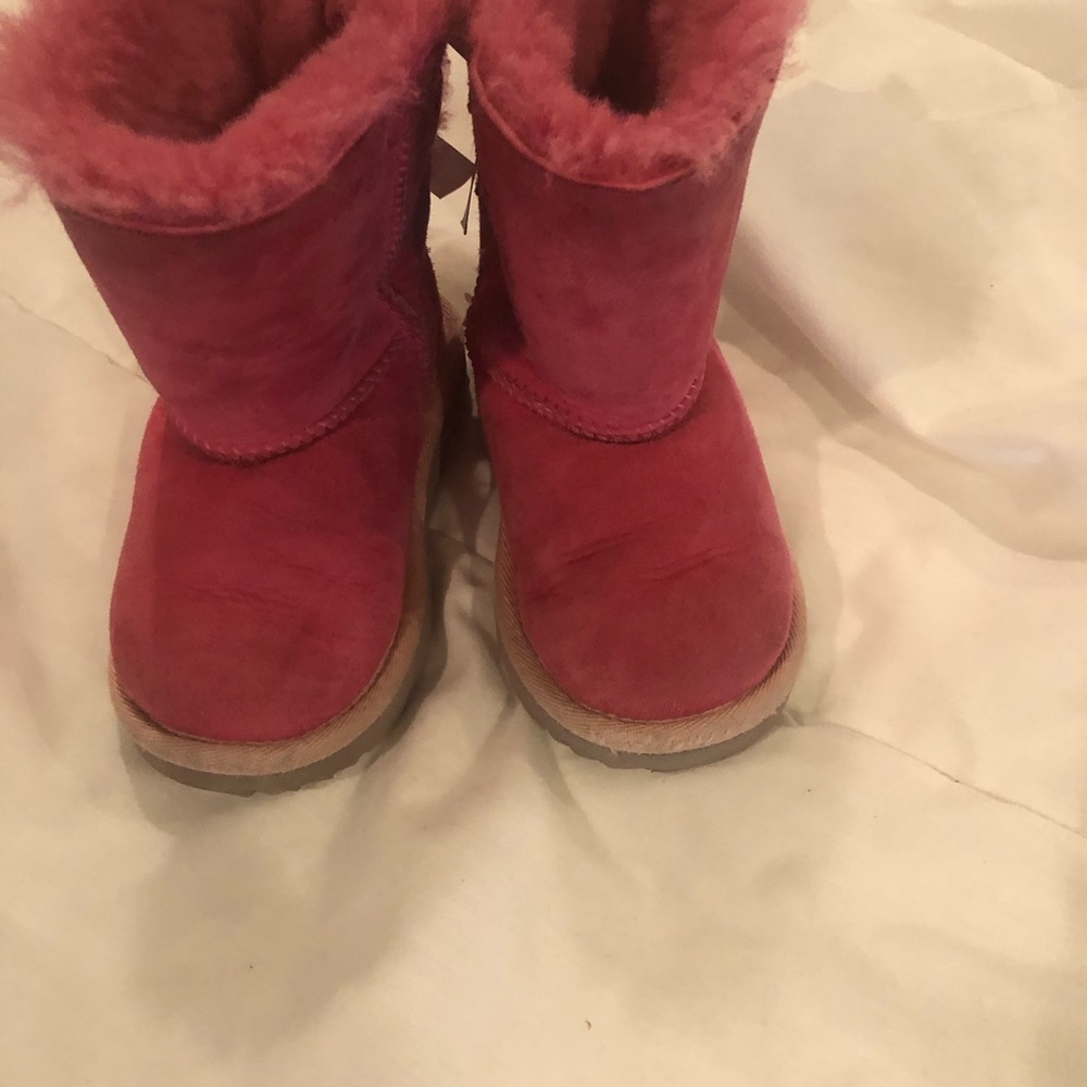 Girls pink Ugg boots